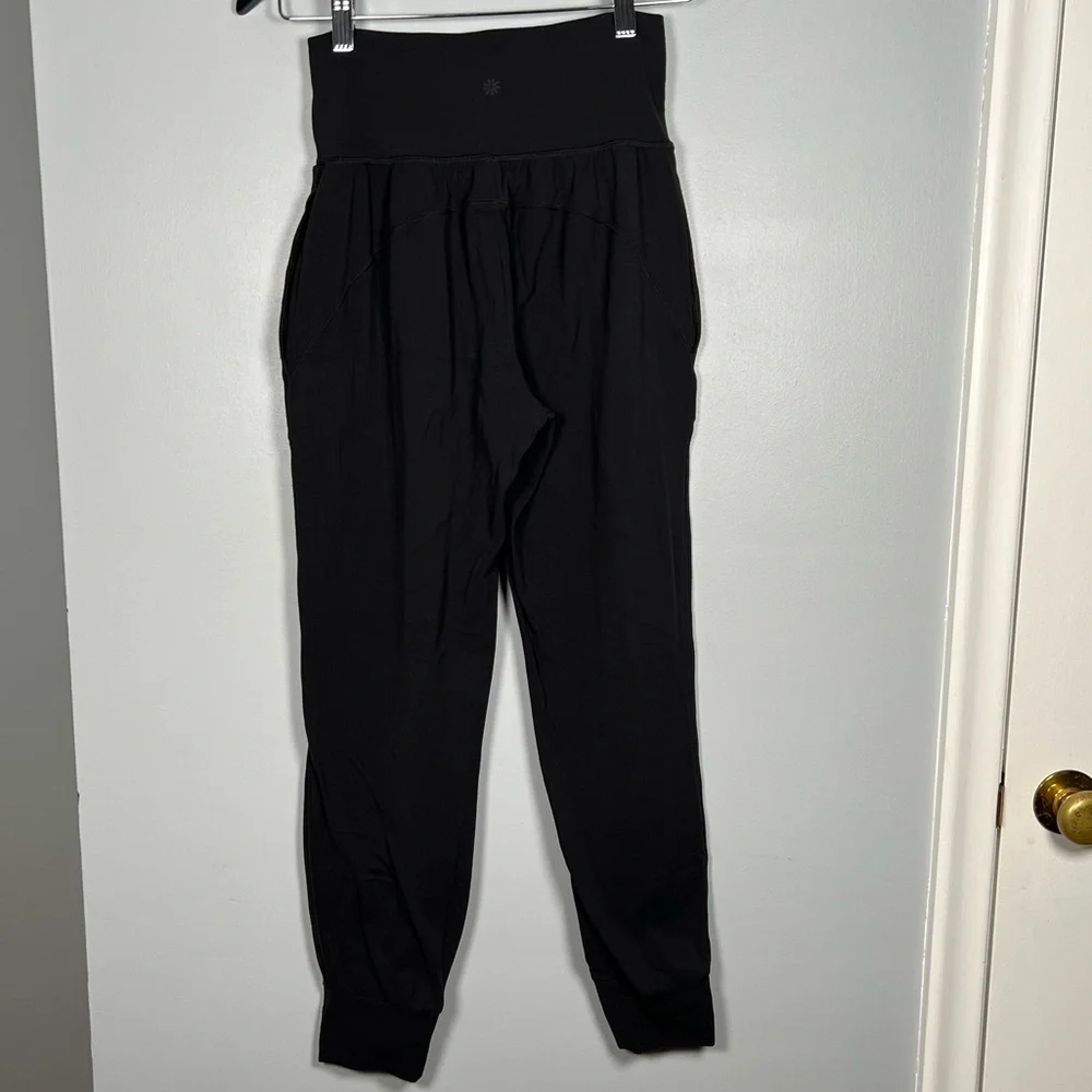 Athleta Cruise Jogger in Powervita - Picture 3 of 6